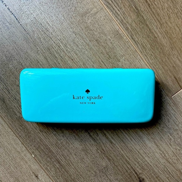 kate spade Accessories - 2/$25 KATE SPADE Turquoise & Green Glasses Hard Case.